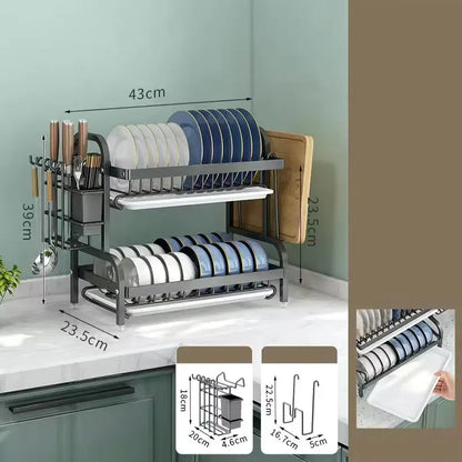 organizador de platos de cocina ajustable con escurridor sobre fregadero.