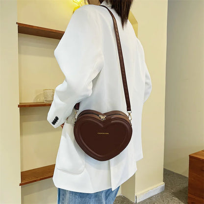 Bolso cruzado en forma de corazón